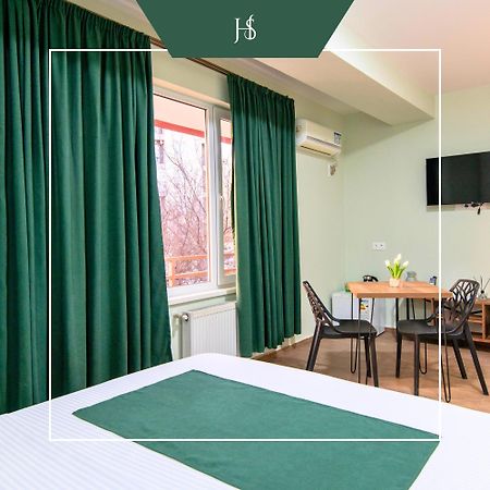 Hotel Serenity Тбилиси Екстериор снимка