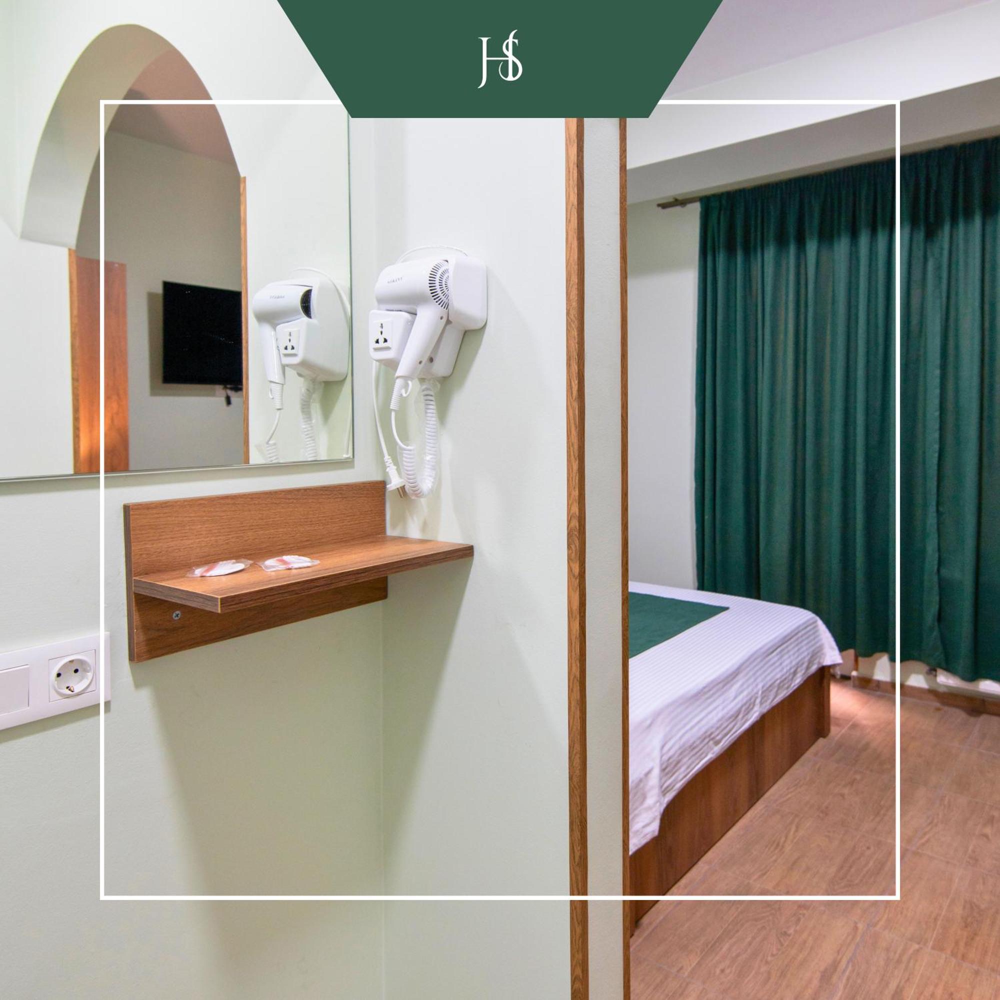 Hotel Serenity Тбилиси Екстериор снимка